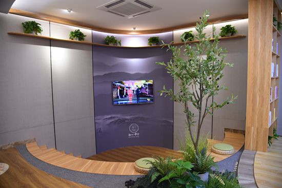 不忘初心 牢記使命 加強(qiáng)主題教育平臺(tái)建設(shè) ——重山集團(tuán)“初心學(xué)堂”黨建文化館順利竣工49