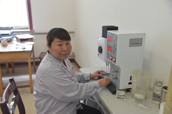 重山工匠  魯中水泥化驗室化學分析工  李豐云