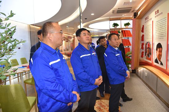 抓實主題教育 筑牢信仰之基 ——集團機關(guān)黨支部、重山思沃瑞全體黨員走進“初心學(xué)堂”參觀學(xué)習(xí)68