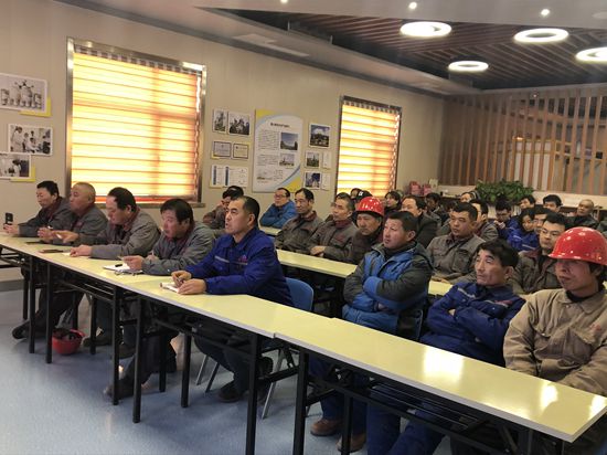 魯中水泥組織冬季安全生產(chǎn)專題培訓(xùn)24