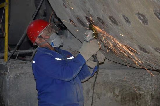 大修進(jìn)行時(shí)，這里有一群可愛的重山人.......95