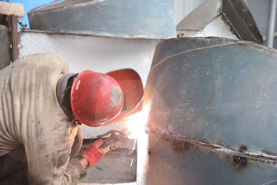 大修進(jìn)行時(shí)，這里有一群可愛(ài)的重山人......41