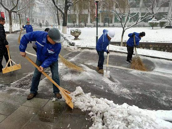 大修進(jìn)行時(shí)，這里有一群可愛(ài)的重山人......41
