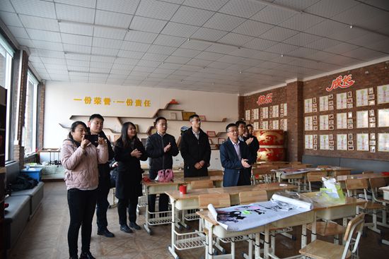 愛與希望同在——運(yùn)營中心走進(jìn)憨兜家園開展致良知公益行活動(dòng)61