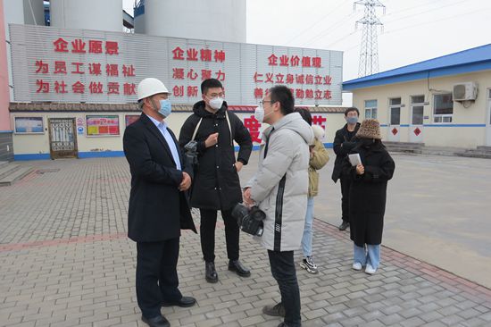 黃驊市電視臺到黃驊三陽(yáng)采訪(fǎng)報道63