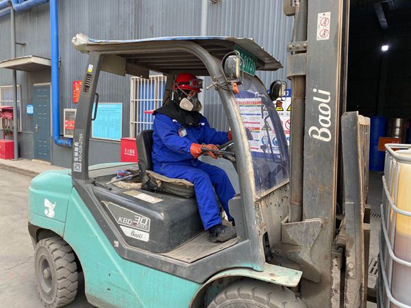 【重山人?重山事】平凡中那抹絢麗的色彩 ——記重山思沃瑞叉車(chē)司機劉成國1