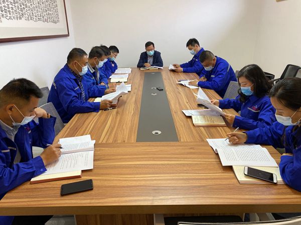 重山思沃瑞召開(kāi)工作會(huì )議68