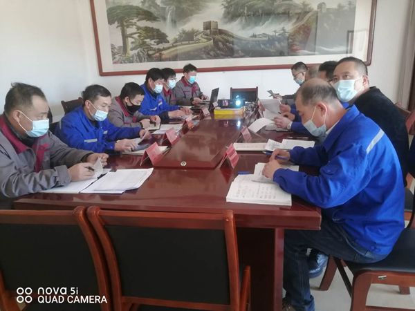 魯蒙公司召開(kāi)經(jīng)濟指標分析會(huì )24