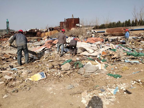 【重山人?重山事】用知行合一打贏(yíng)一場(chǎng)突擊戰 ——原鋁業(yè)公司廢舊鋼材場(chǎng)集中清理紀實(shí) 59