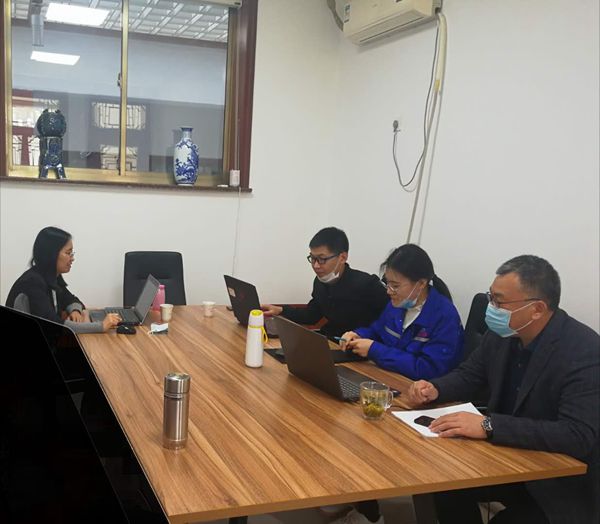 集團財務(wù)中心組織專(zhuān)題培訓98