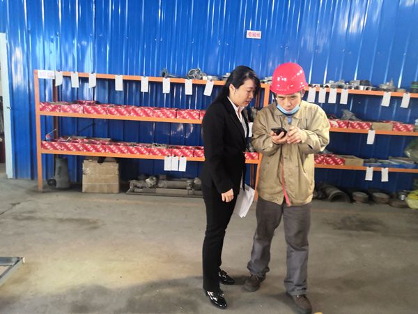 黨建督查 助推企業(yè)黨建工作上水平——集團黨總支開(kāi)展4月份黨建工作督查93