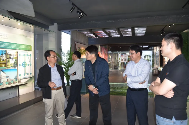 省委政研室“四進(jìn)”工作組到重山文化館調研59