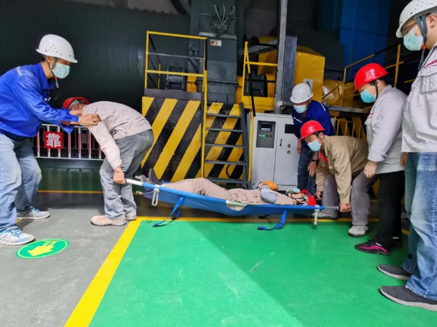 粉磨車(chē)間組織安全事故應急演練35