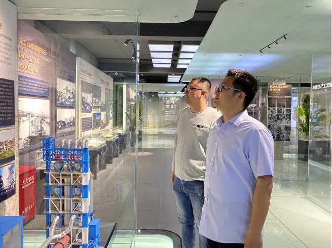 淄博育才中學(xué)到集團參觀(guān)交流16