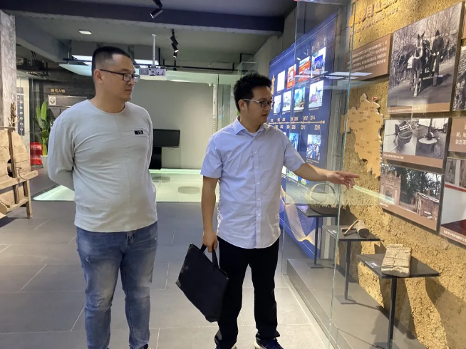 淄博育才中學(xué)到集團參觀(guān)交流16