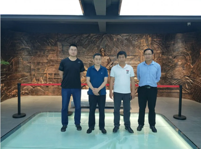 山東科達集團到魯中水泥參觀(guān)考察67