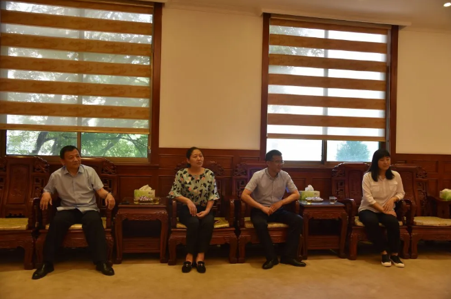 省“四進(jìn)工作組”山東女子學(xué)院到集團調研54