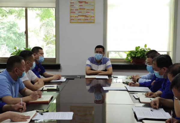 魯中水泥組織“致良知”學(xué)習座談會(huì )27