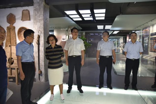 市委黨史研究院到重山文化館調研62