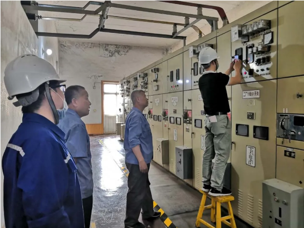 魯中水泥順利通過(guò)碳排放核查67