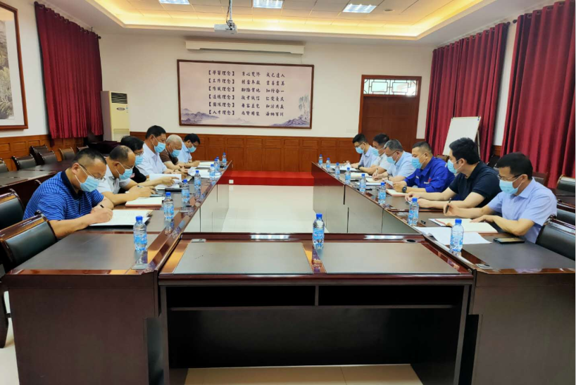 集團召開(kāi)月度工作會(huì )47