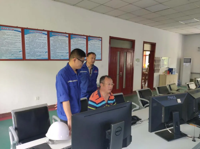 魯中水泥順利通過(guò)測量管理體系外審19