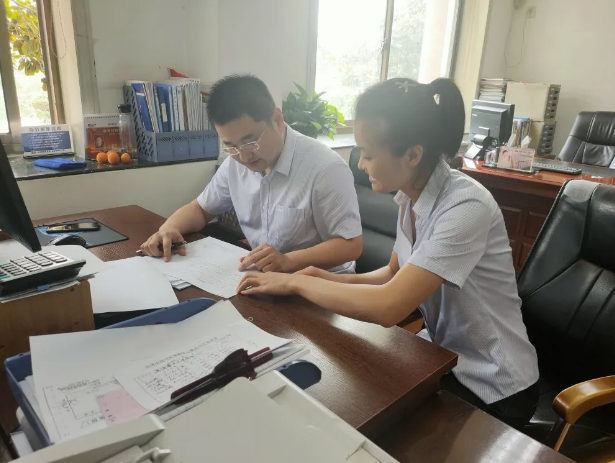 集團運營(yíng)中心組織制度督查39