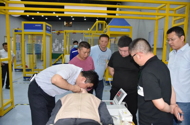 河南三門(mén)峽應急管理局到集團參觀(guān)學(xué)習85