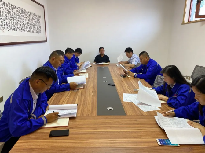 重山思沃瑞召開(kāi)月度工作會(huì )議6