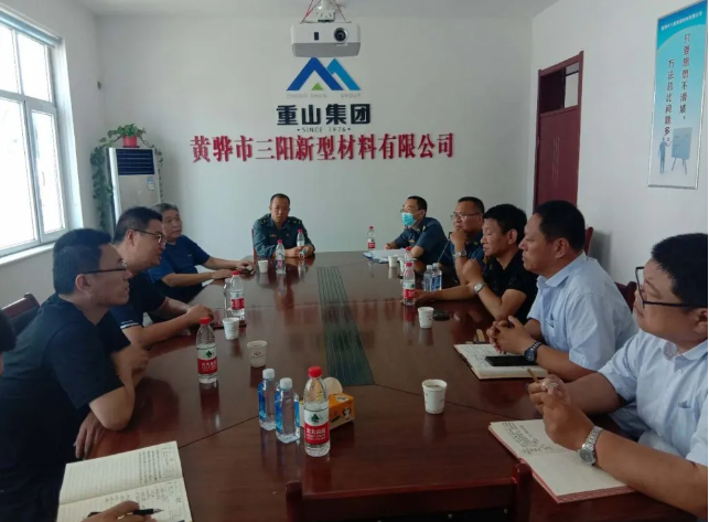 河北省車(chē)輛源頭治超督察組到黃驊三陽(yáng)檢查指導2