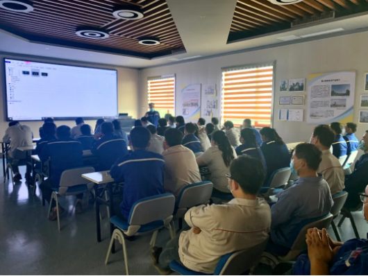 魯中水泥組織消防安全培訓10