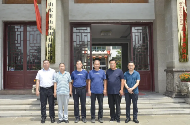 魯中水泥客戶(hù)到集團參觀(guān)考察62