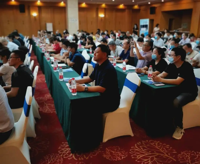 黃驊三陽(yáng)參加水泥新標準培訓93