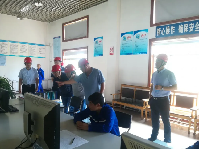 上海國惠環(huán)?？萍嫉郊瘓F參觀(guān)考察77