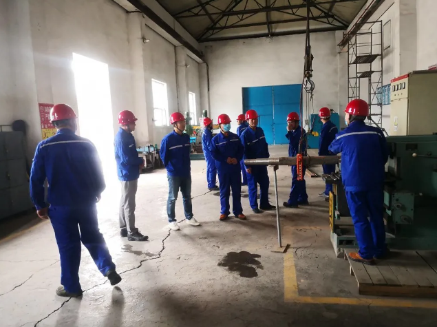 魯蒙水泥組織勞動(dòng)防護用品專(zhuān)項檢查10