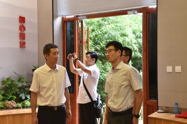 參觀(guān)交流拓思路 相互學(xué)習促提升49