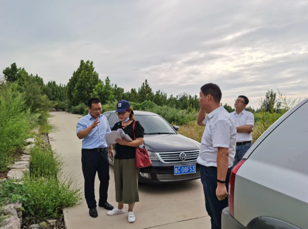 省委黨校到集團調研礦坑修復情況20