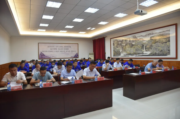 集團公司組織集體學(xué)習 ——王會(huì )強副總談新舊版《通用硅酸鹽水泥》標準74