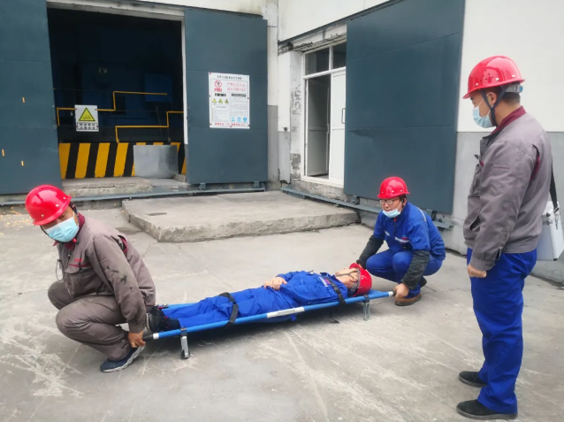 魯蒙水泥開(kāi)展綜合應急演練16
