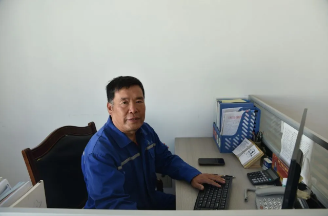 重山人·重山事｜把責任扛在肩上 把良知裝在心中——記重山光電綜合管理部經(jīng)理殷曉華68