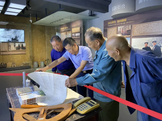 加強村企溝通 促進(jìn)和諧發(fā)展——南韓村民參加重山集團企業(yè)開(kāi)放日活動(dòng)95