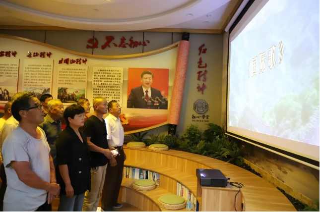 不忘初心跟黨走 牢記使命勇?lián)?——前河村黨支部和南韓化工黨支部走進(jìn)初心學(xué)堂35