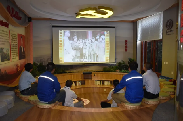 不忘初心跟黨走 牢記使命勇?lián)?——前河村黨支部和南韓化工黨支部走進(jìn)初心學(xué)堂35