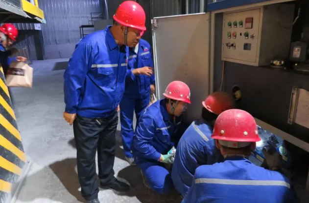 知行合一，情暖雙節 黃驊三陽(yáng)總經(jīng)理王軍林慰問(wèn)堅守一線(xiàn)員工58