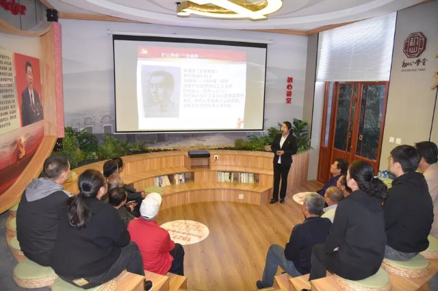 傳承紅色基因 永葆奮斗姿態(tài)——邢家村黨支部到集團開(kāi)展開(kāi)放式組織生活0